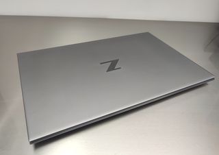 HP ZBook Studio G8 - Workstation portátil.  