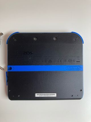 Console Nintendo 2DS videogame Lego charger
