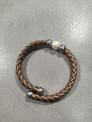 Pulsera trenzada