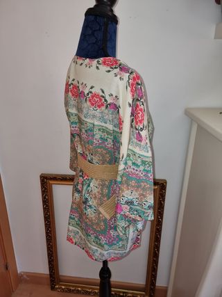 Kimono estampado flores