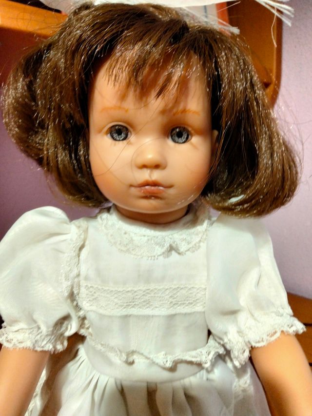 Muñeca comunión Así - Vestido blanco