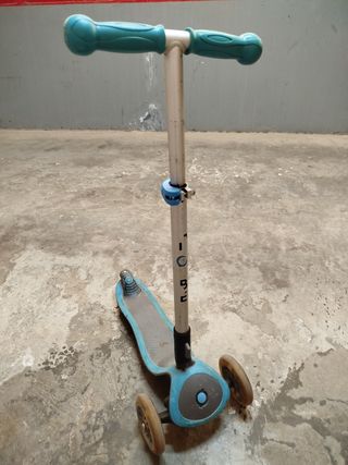 Patinete Globber con luz para niños