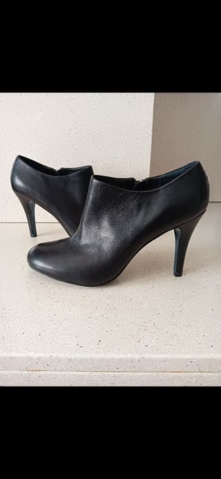 Botines MEDWINDS CAMPER a estrenar. 