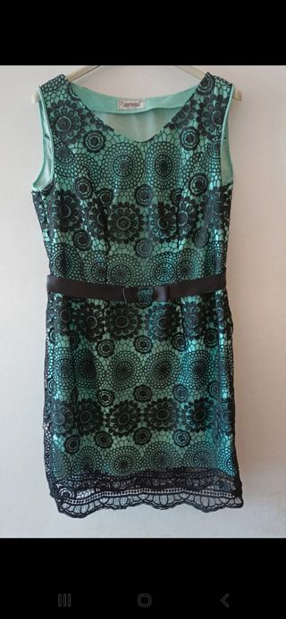 Precioso vestido de fiesta negro y turqu