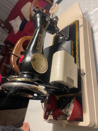 Máquina coser Singer Antigua