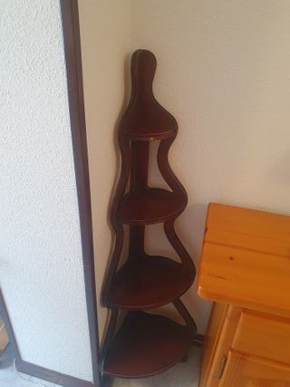 Rinconera de madera