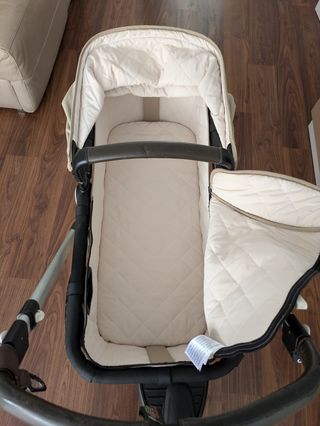 Bugaboo Camaleón 3 color Beige.