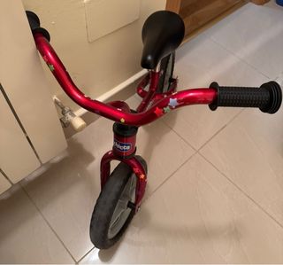 Chicco Bicicleta sin pedales Bullet Balance para niños de 2 a 5 años hasta 25 kg, Bici para aprender a mantener el equilibrio con manillar y sillín ajustables, Rojo - Juguetes para niños de 2 a 5 años