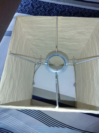 Tulipa lámpara techo cuadrada beige