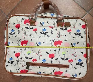 Maletín portatil MISAKO