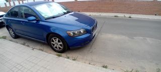 Volvo V40 2006