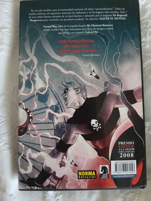 The Umbrella Academy 1 (Spanish Edition)