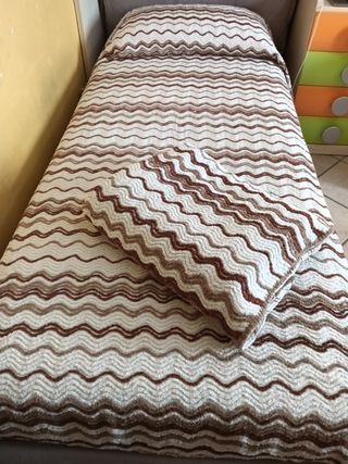 Copriletti vintage Zucchi - beige e marrone