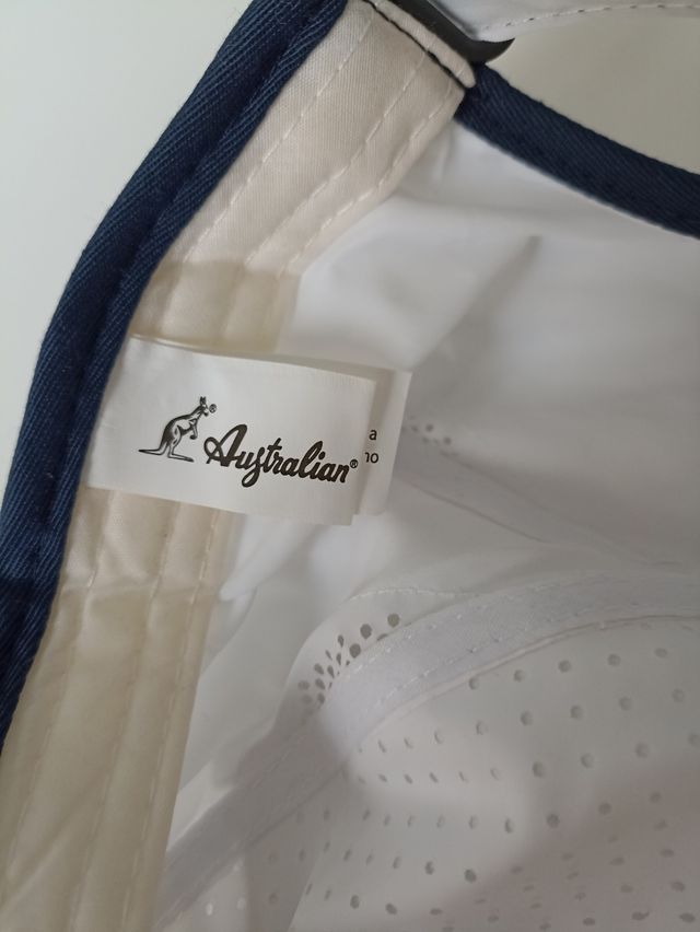 Cappellino Australian