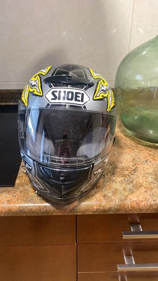 Casco shoei