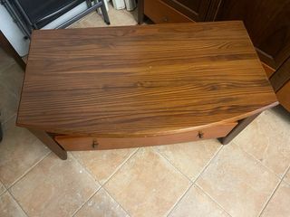 Mesa de television madera nogal venta en Cantabria