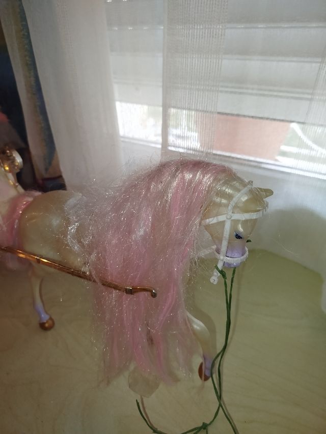 Carroza Barbie y Caballo