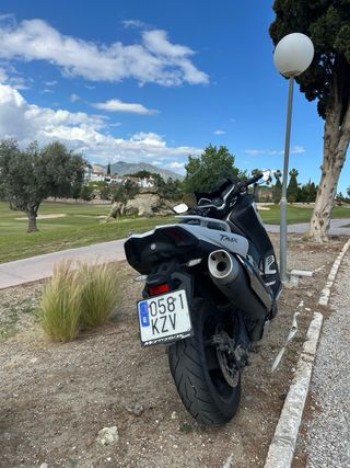 Yamaha Tmax 530