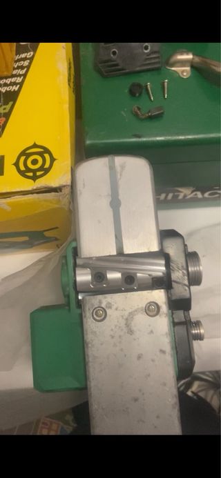 cepillo hitachi p20sb