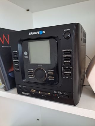 Microcadena brigmton 20 w. Sin altavoces.