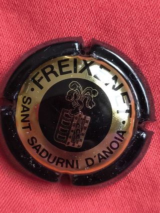 LOTE 38 PLACAS CHAPAS CAVA CODORNIU, FREIXENET.