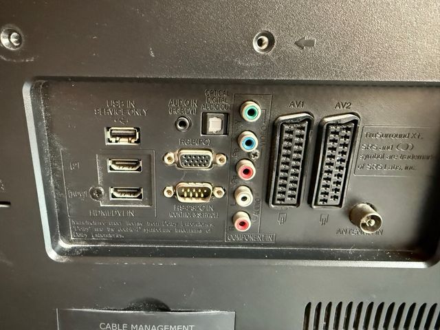 TV LG 19" LCD Panorámico