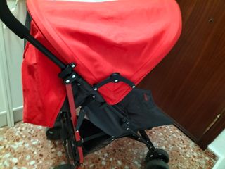 Silla paseo bebé ligera roja