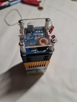 Laser grabado y corte 40W Pro