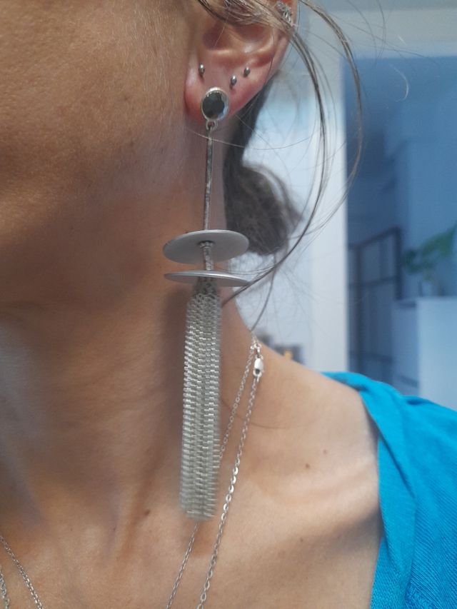 Pendientes largos plateados