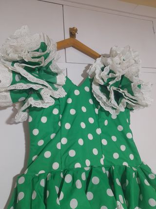 Traje Flamenca lunares verde blanco