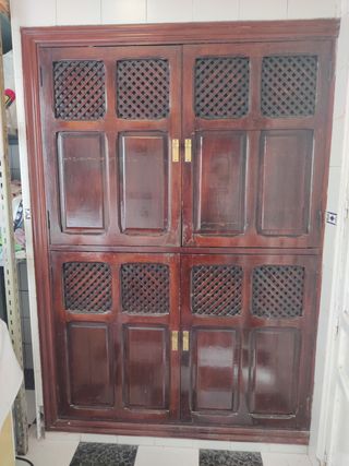  PUERTAS DE DESPENSA MADERA MACIZA.