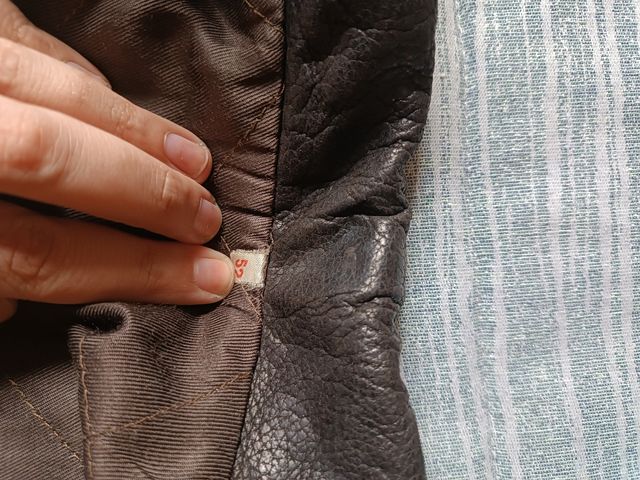 Chaqueta piel marrón