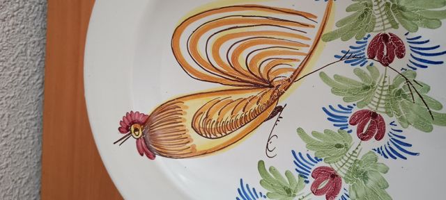 Plato antiguo de Manises