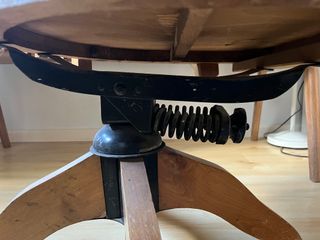Silla de oficina de madera de años 1930