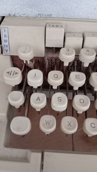 Olivetti Linea 98 - Macchina da scrivere