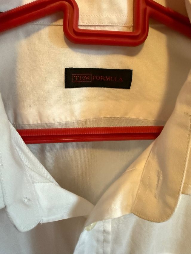 Camisa blanca algodón.