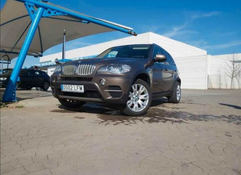 BMW X5 2011 - foto 1