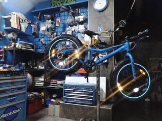 Bici niño Fat Bike rueda 20 con extras 