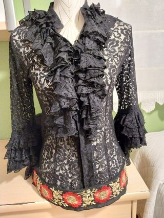 Blusa negra encaje elástico