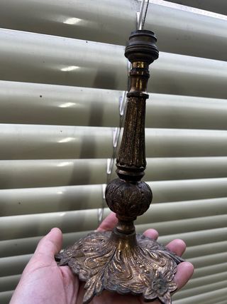 Pie Lampara antiguo metal dorado