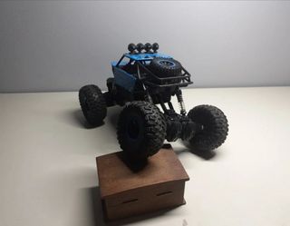 Coche teledirigido 4x4 todoterreno