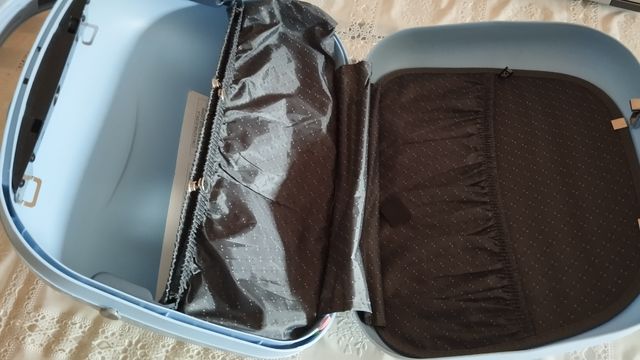 NECESER AZUL GRANDE PARA VIAJES CON CLAVE