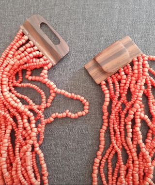 Collana fili di corallo