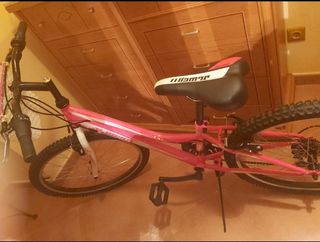 Bicicleta prácticamente nueva usada dos veces