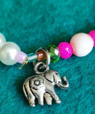 Pulsera con elefante bisutería