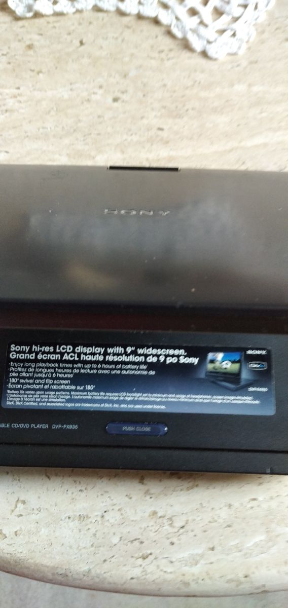 Sony reproductor de DVD CD pantalla