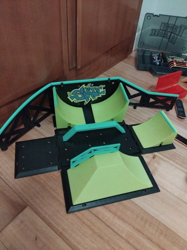 Tech Deck Skate Park & Monopatines