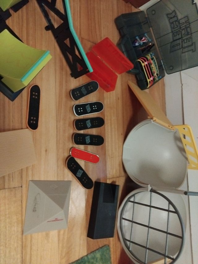 Tech Deck Skate Park & Monopatines