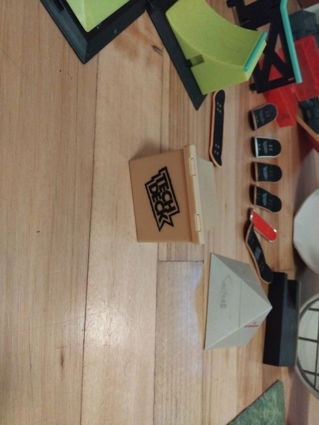 Tech Deck Skate Park & Monopatines