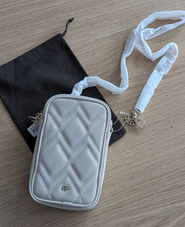 Bolso pequeño por estrenar